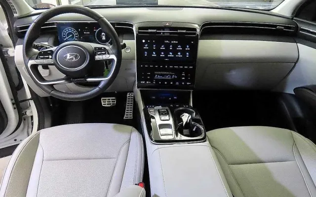 수원중고자동차카드할부 투싼 하이브리드(NX4) 2WD 인스퍼레이션 매물 사진 3 - 2022/10 14,142km